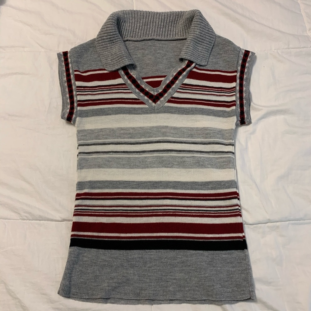 Vintage 1970’s Dark Red,Gray & White Sweater